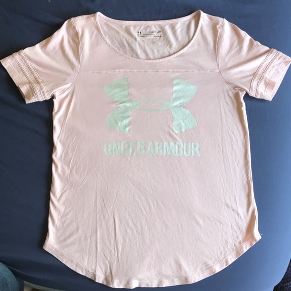 Under Armour Tops - NWOT Under Armour T shirt
